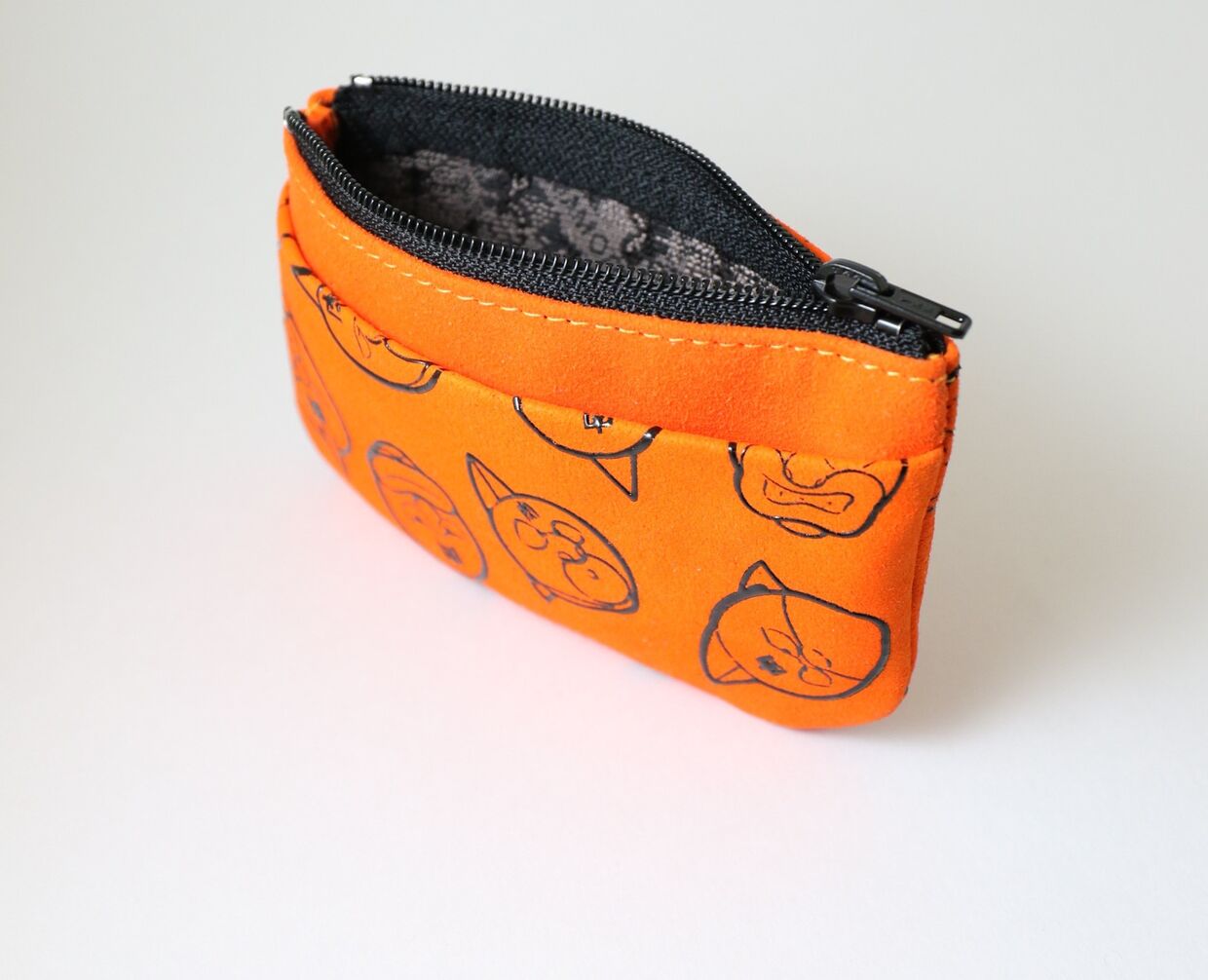 未開封　1992年　財閥銀行　帝都野望篇　マッキントッシュ　コレクターズアイテム ANYA HINDMARCH（アニヤ・ハインドマーチ） コインケース カードケース